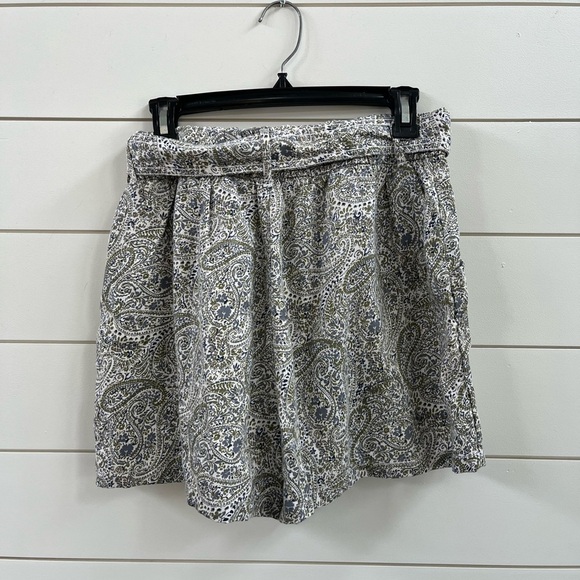 Cynthia Rowley White and Blue Bermudas Relaxed Fit - Picture 2 of 4